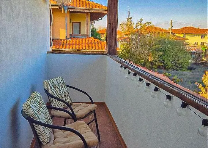 Lavender Daire Tsarichino