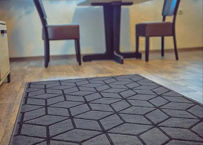 Daire Lavender Tsarichino